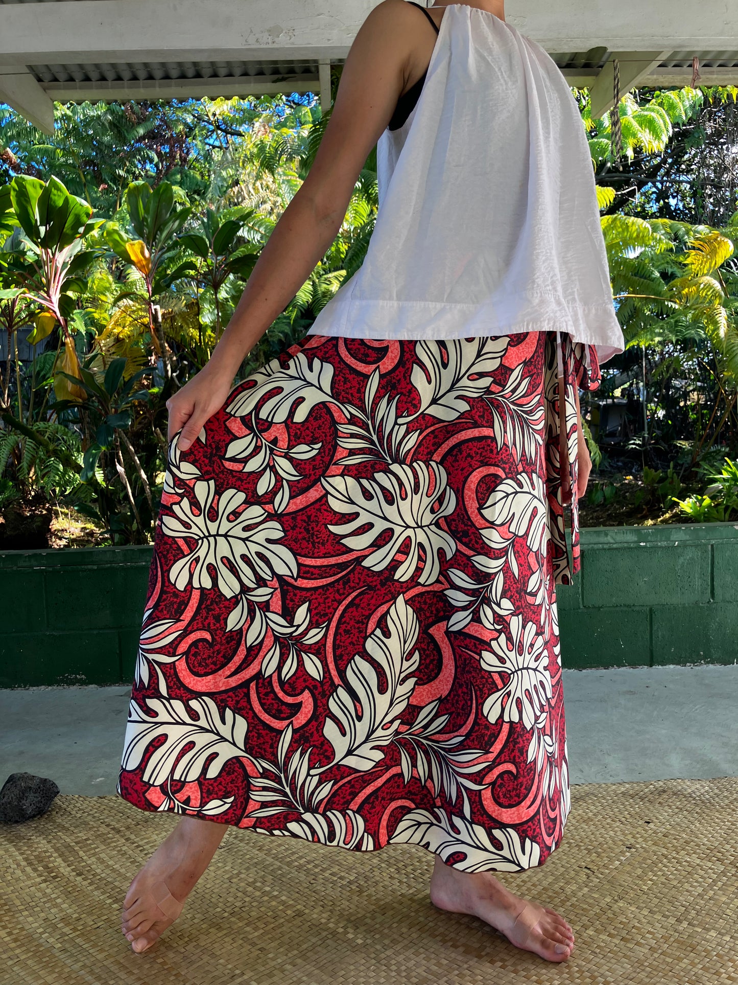 ラップスカート・レッドリーフ/ポリコットン