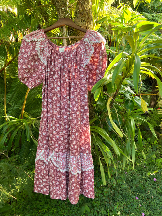 Shang-Ying Hawaii Muʻumuʻu Rose