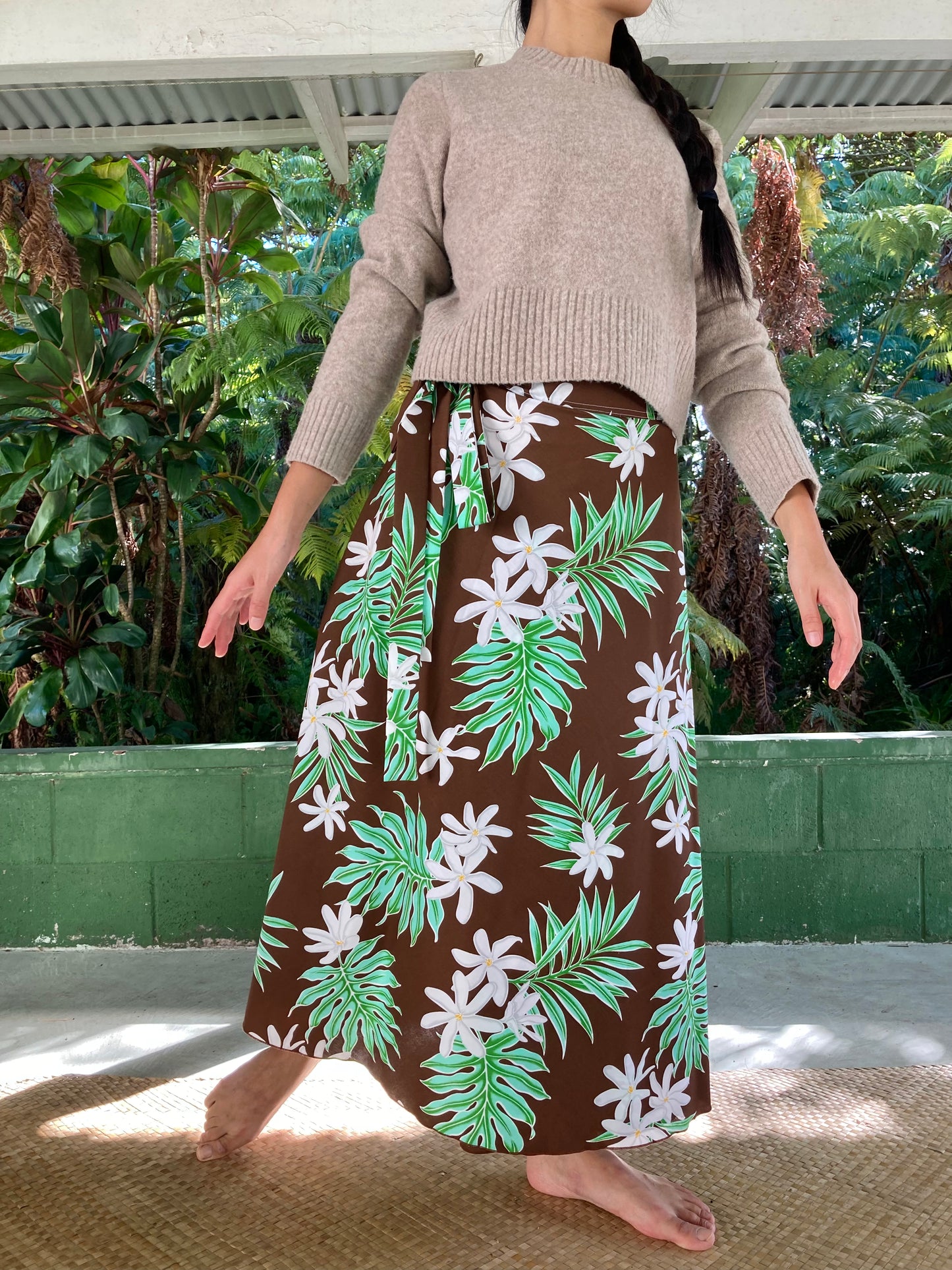 Hawaiian Wrap Skirt - Brown Tiare