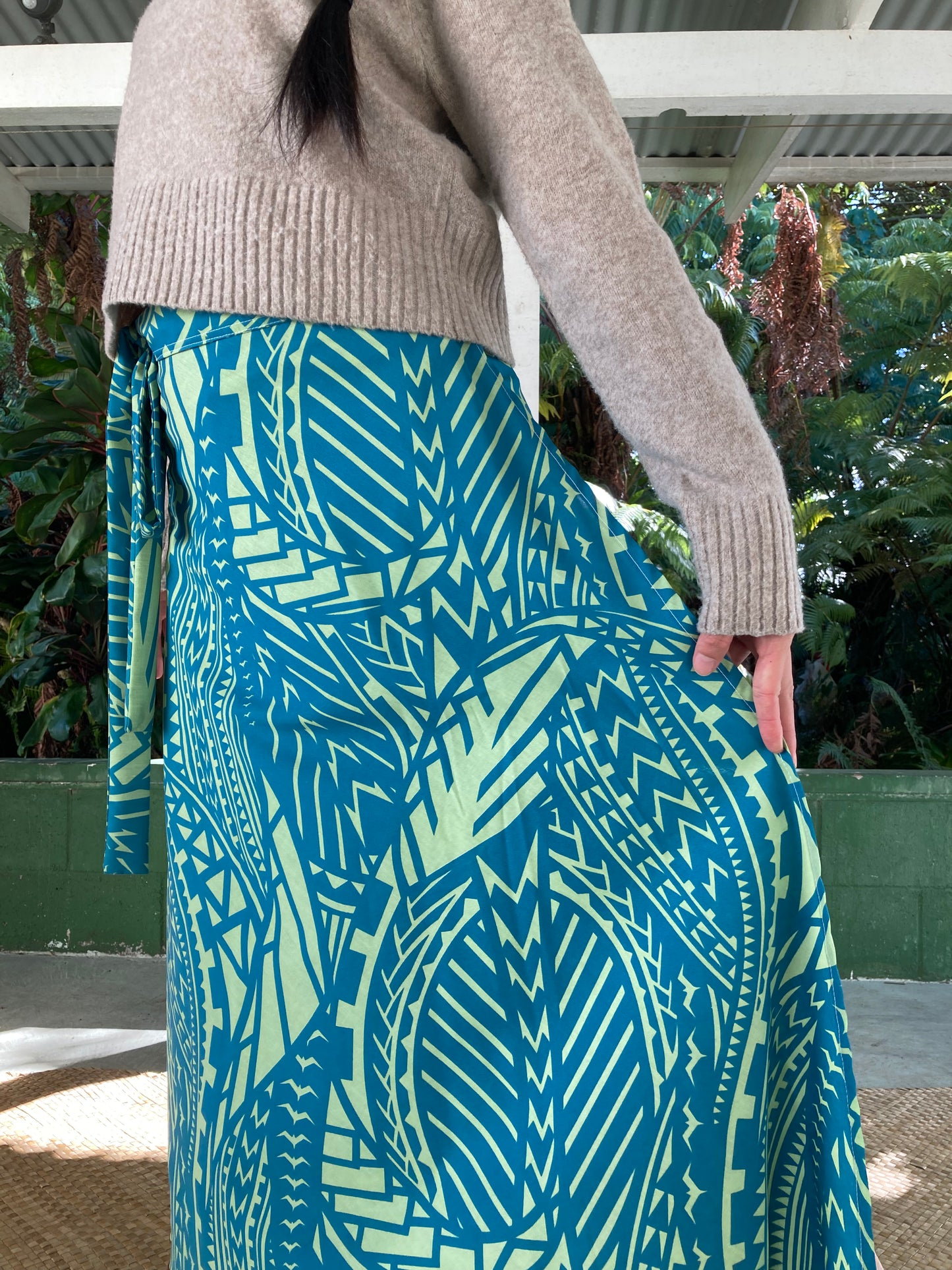 Hawaiian Wrap Skirt - Tribal manu
