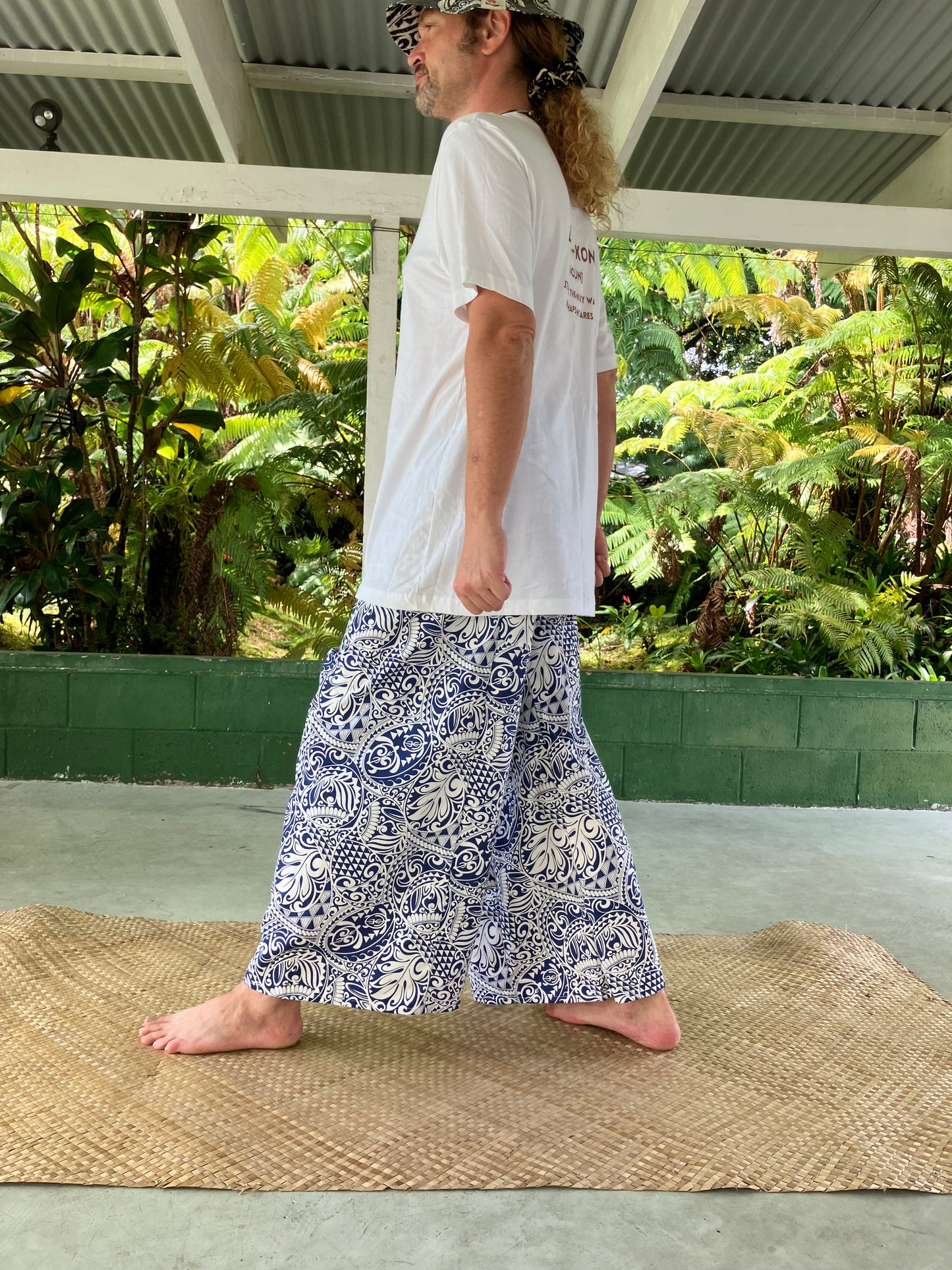 【Large Size】Hawaiian Pants・ Blue Honu Tapa/Cotton 100%