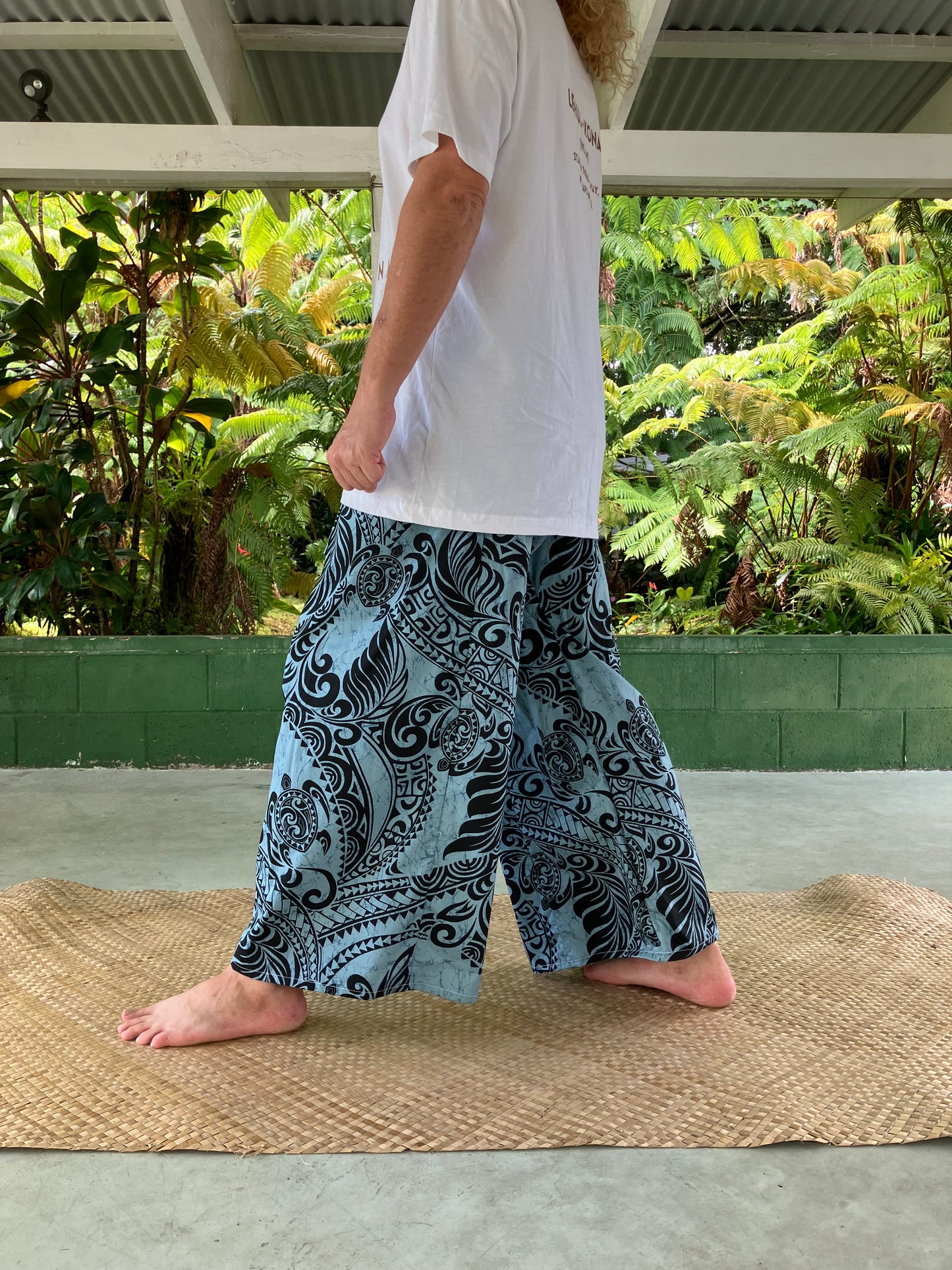 【Large Size】Hawaiian Pants・ Honu Kahiko/Cotton 100%