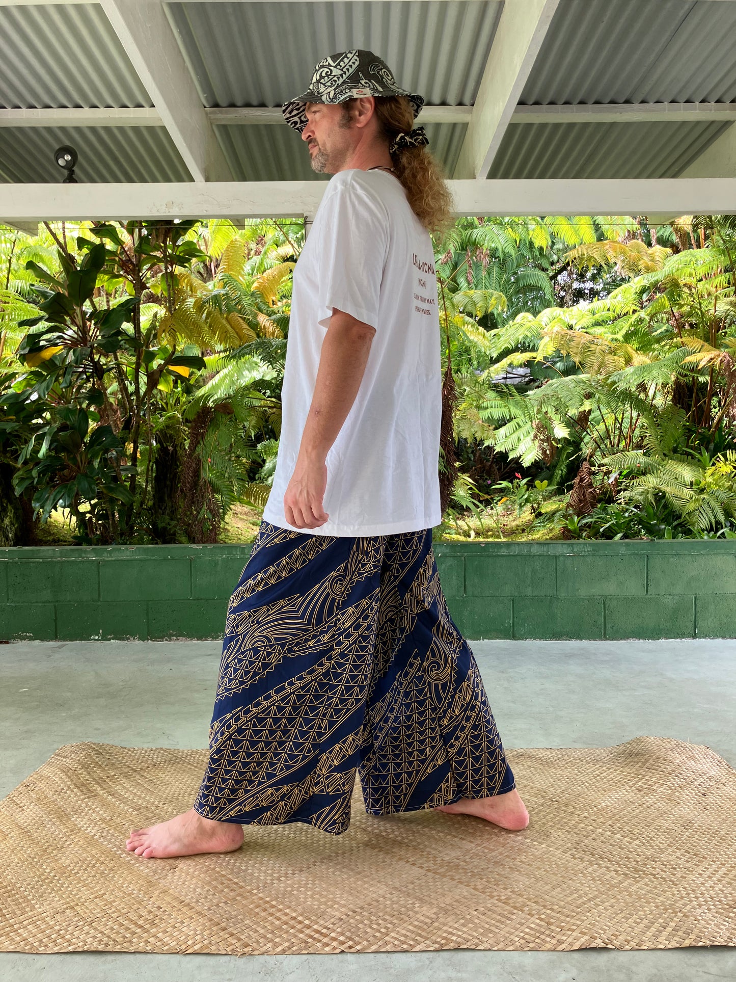 【Large Size】Hawaiian Pants・Navy Tapa/Cotton 100%