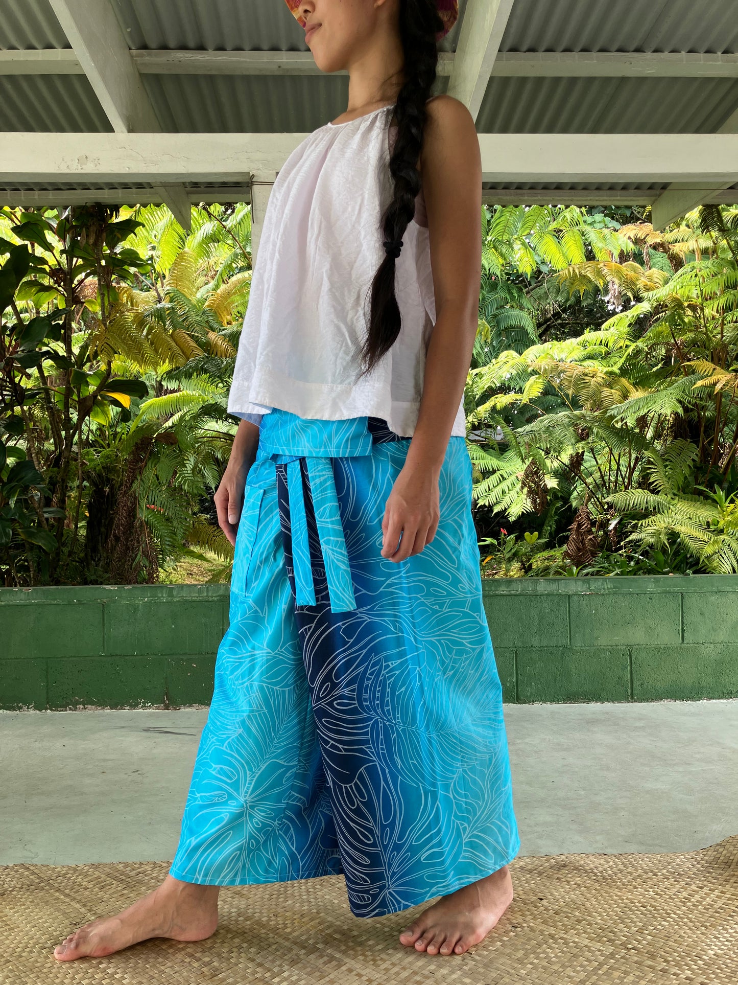 Hawaiian Pants・Blue Monstera/Cotton 100%