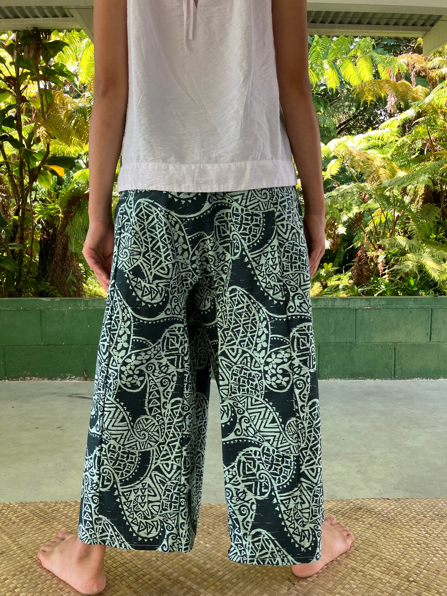 Hawaiian Pants・Green Spiral/Cotton 100%