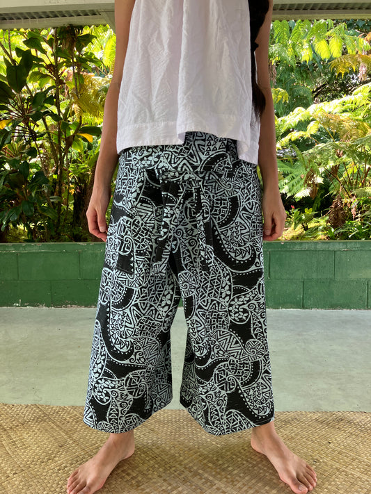 Hawaiian Pants・Black Spiral/Cotton 100%