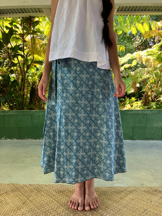 Hawaiian Wrap Skirt -'Olu'olu Blue/ Cotton 100%