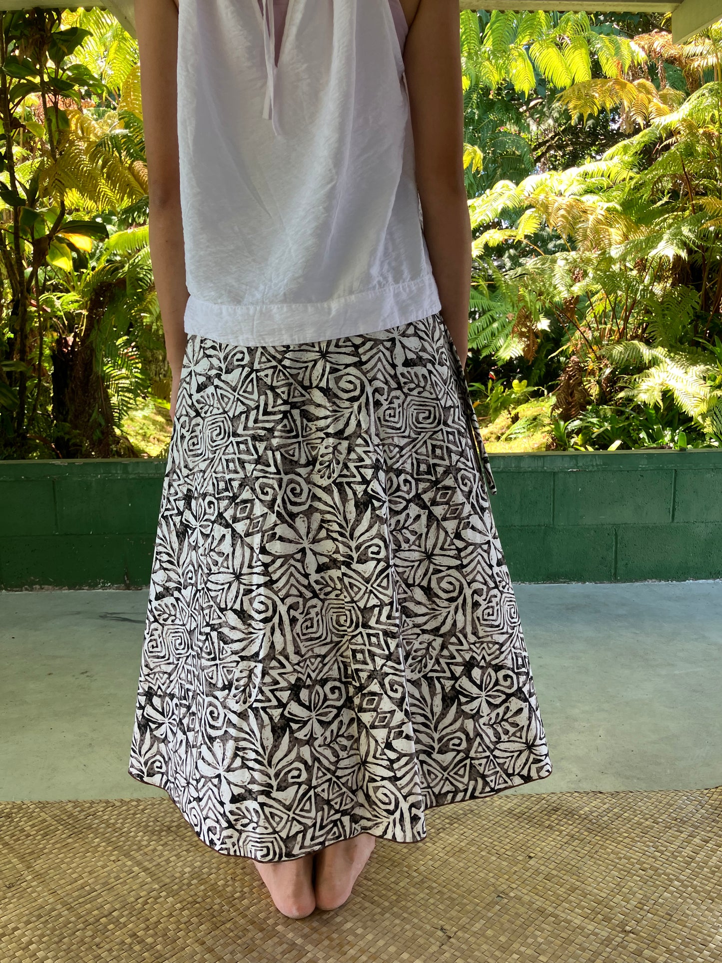 Hawaiian Wrap Skirt -Island Breeze(Brown) /Cotton 100%