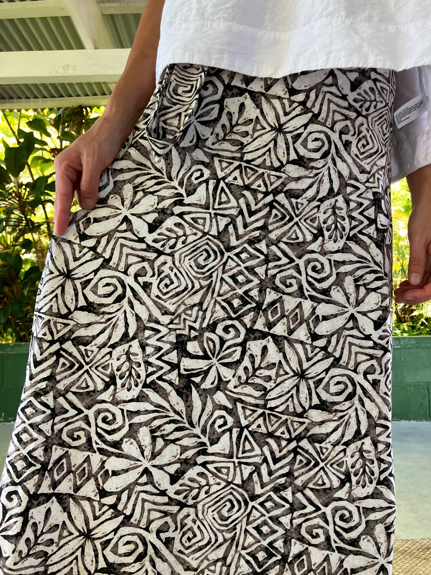 Hawaiian Wrap Skirt -Island Breeze(Brown) /Cotton 100%