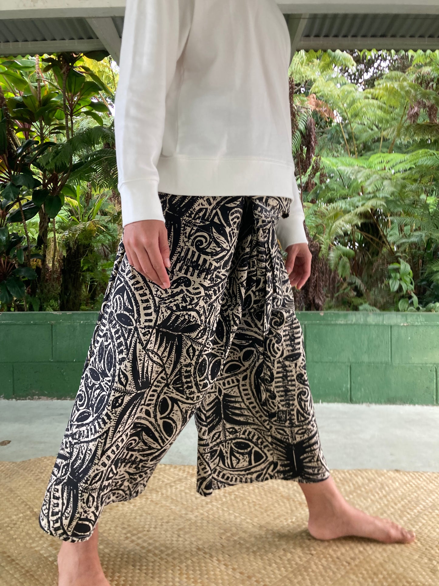 Hawaiian Pants・Black Kahiko/Poly-Cotton