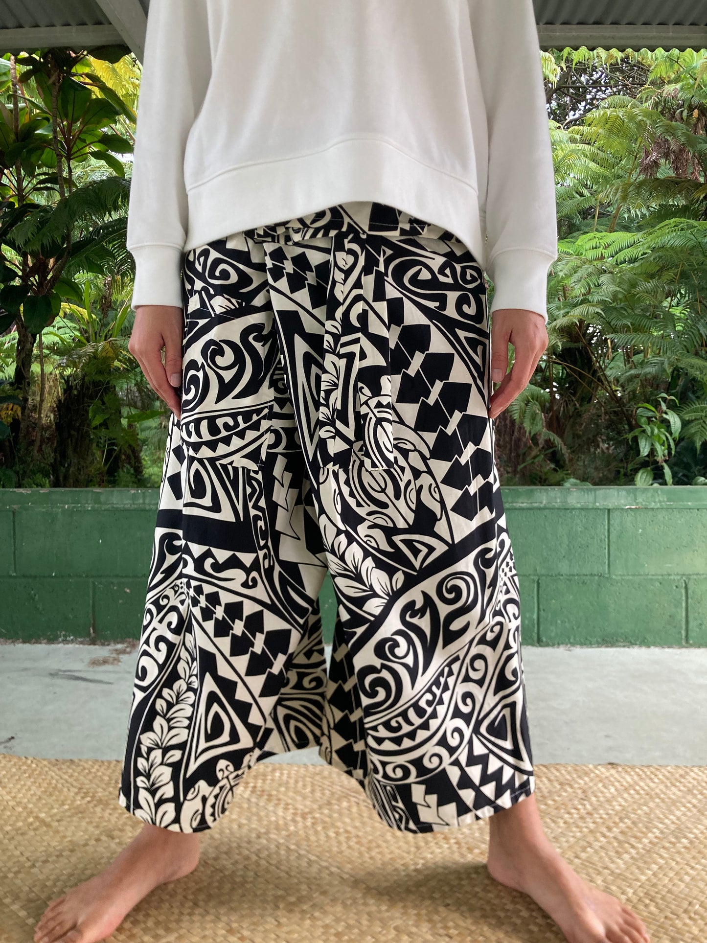 Hawaiian Pants・Royal Hawaiian Tapa (Black) /Cotton 100%