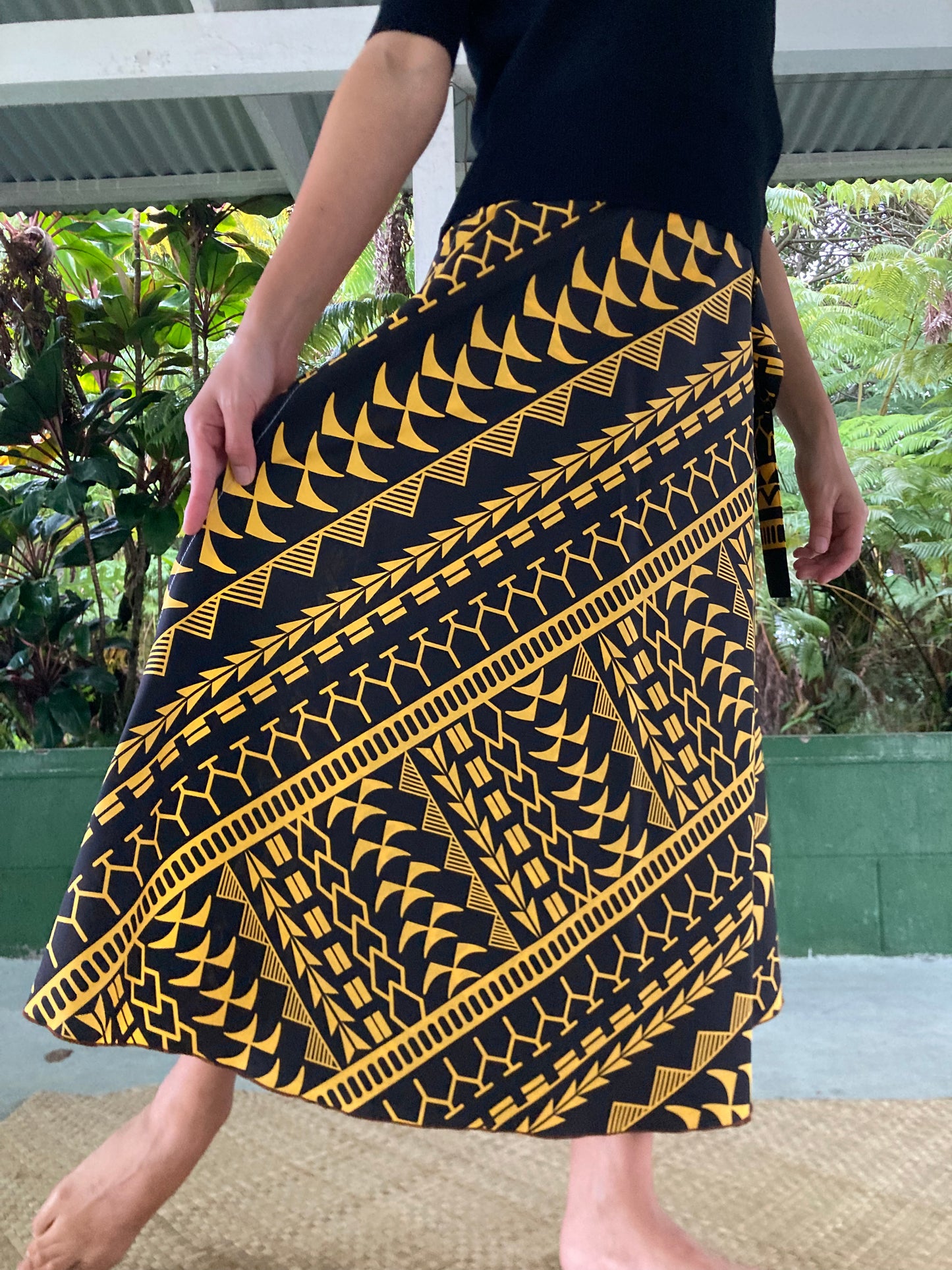 Hawaiian Wrap Skirt - Yellow Tapa