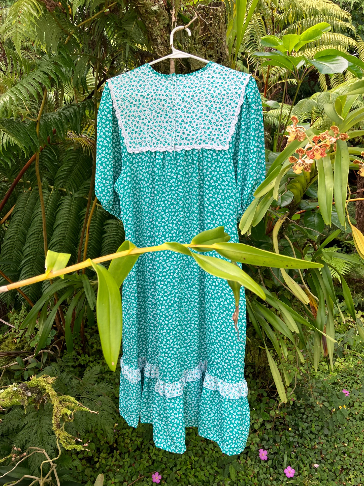 Liberty House/Naturally Petite Vintage Muʻumuʻu Green