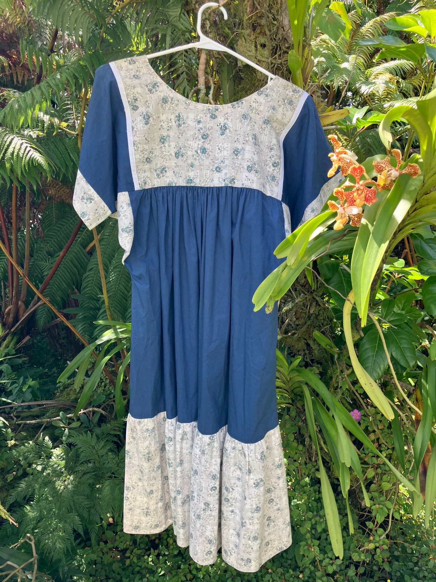 Liberty House Vintage Muʻumuʻu Blue