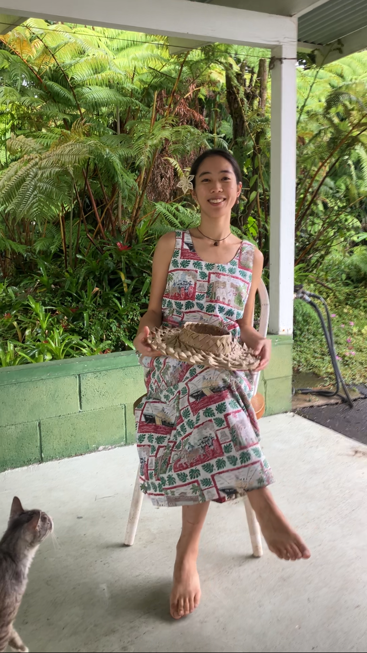 Detrich Varez Collection by Reyn Spooner Sleeveless Muʻumuʻu Red