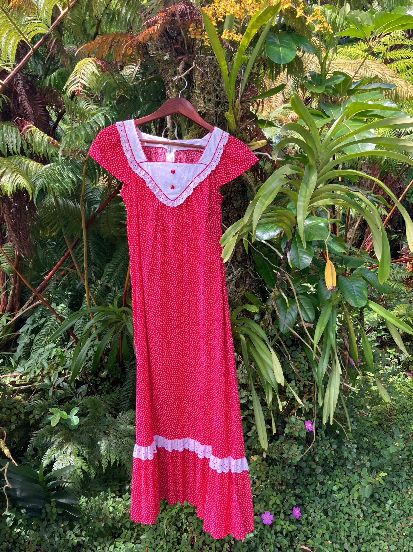 Tagless Wonder Muʻumuʻu Red