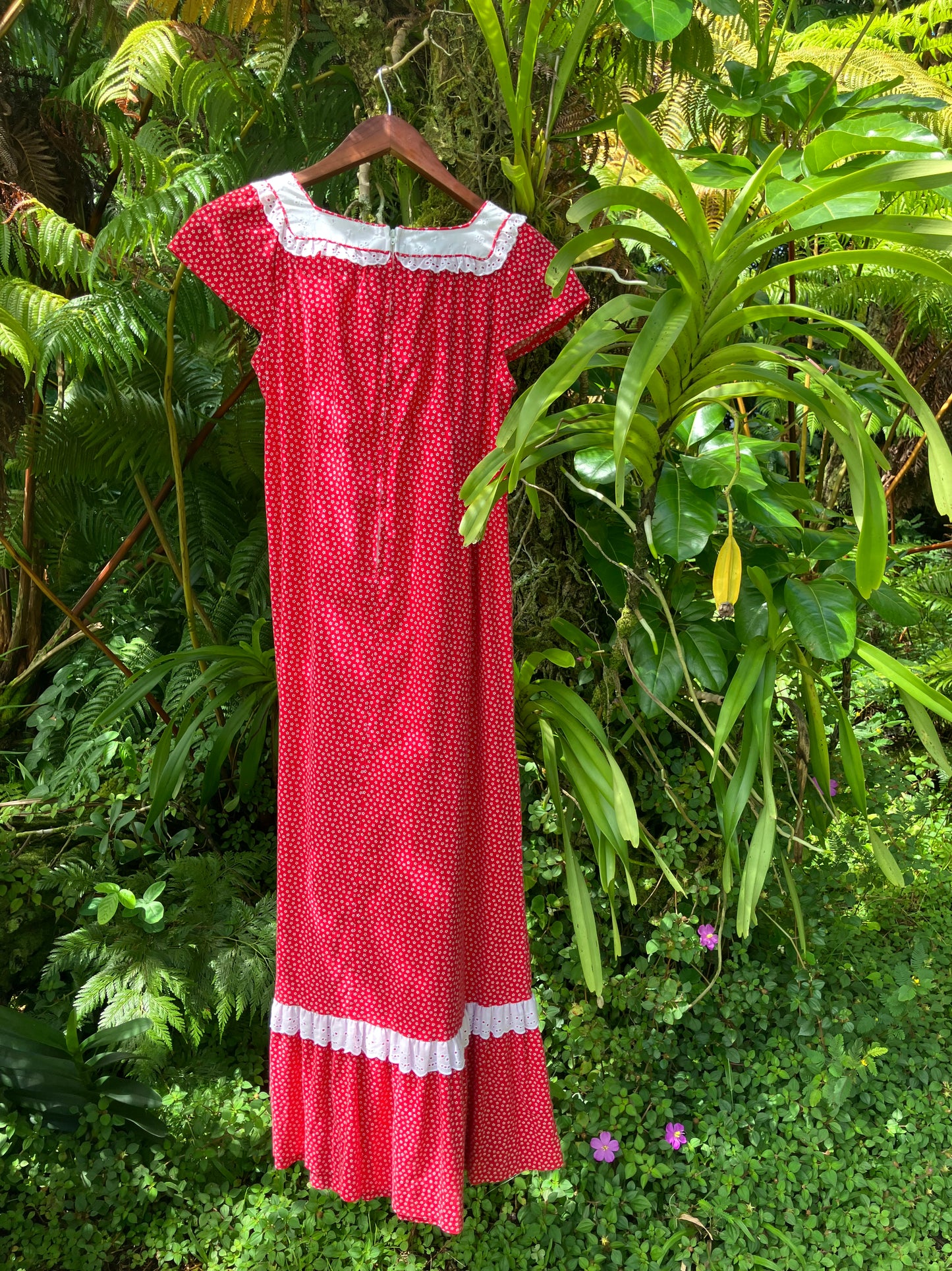 Tagless Wonder Muʻumuʻu Red