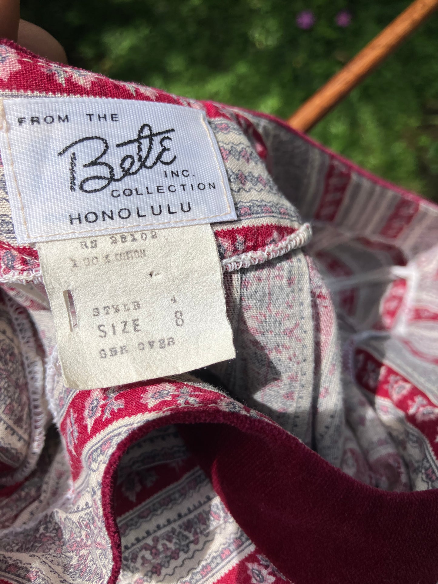 Bete Inc. Collection Honolulu Muʻumuʻu Crimson